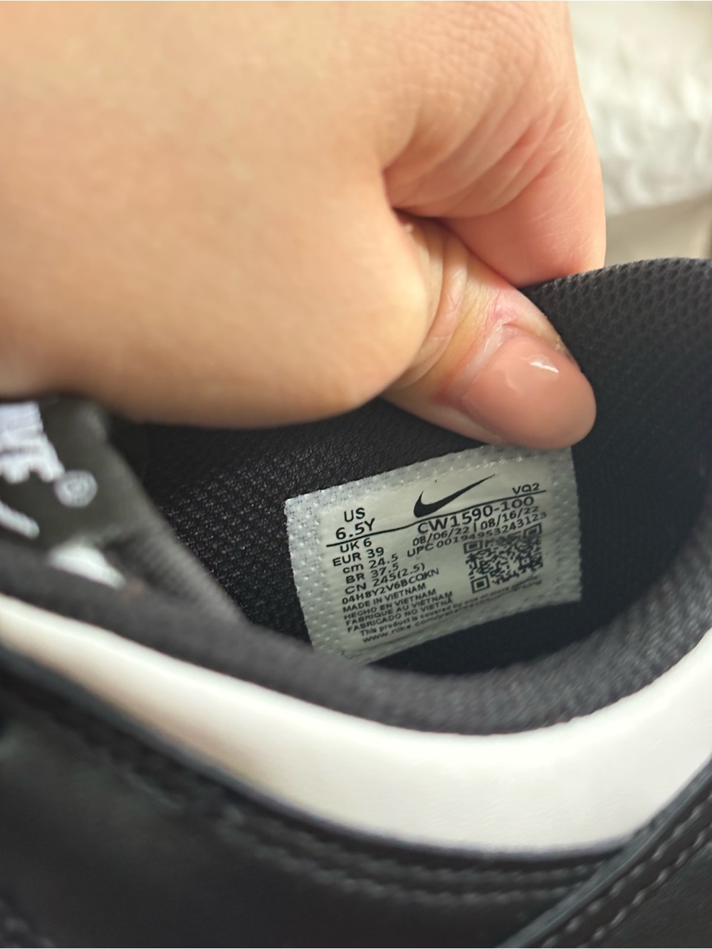 Nike Dunks Low (GS) - Picture 7 of 9